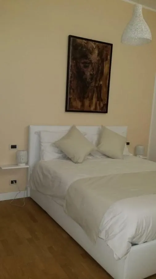 Residenza Villa Cristalli 皮亚琴察