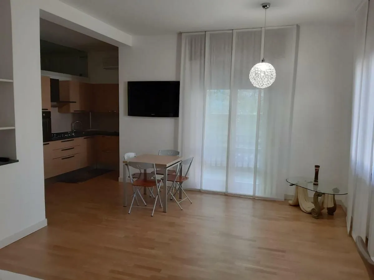 *** Guest house Residenza Villa Cristalli Piacenza Italy